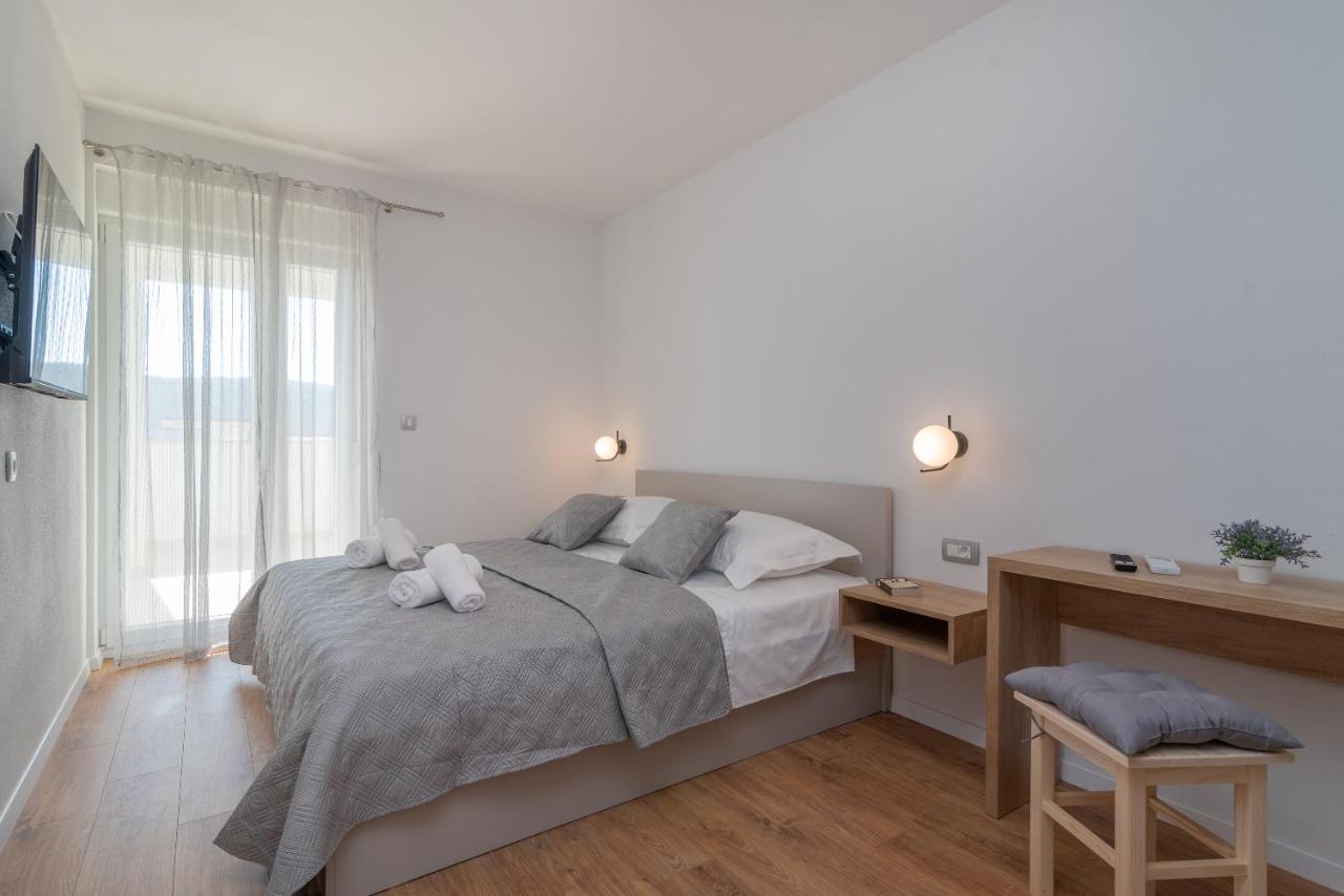 Olea Apartments Τρογκίρ Εξωτερικό φωτογραφία