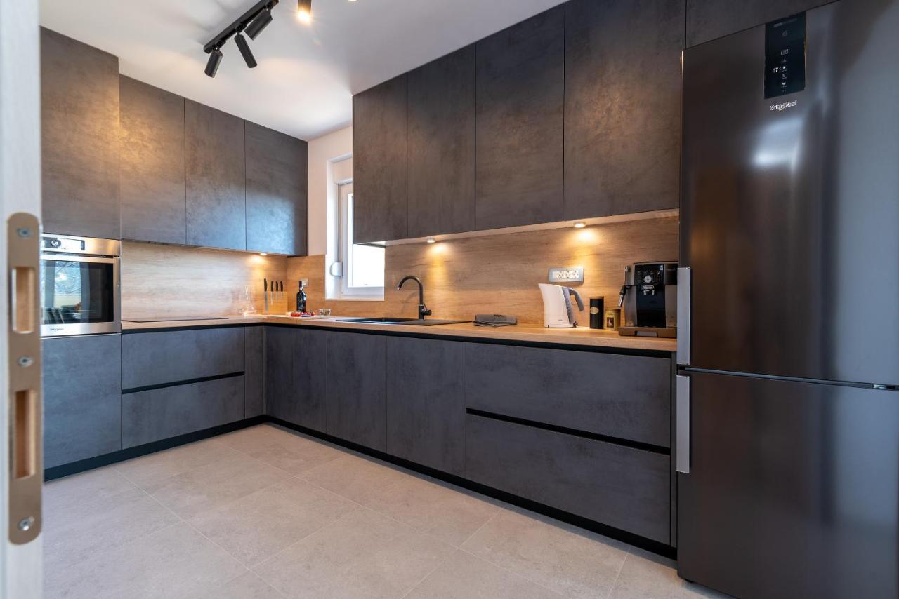 Olea Apartments Τρογκίρ Εξωτερικό φωτογραφία