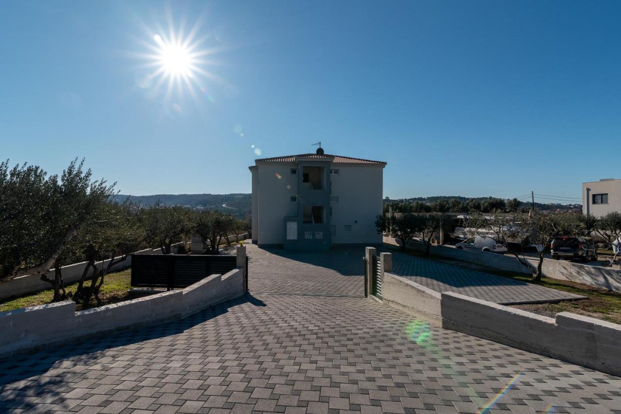 Olea Apartments Τρογκίρ Εξωτερικό φωτογραφία